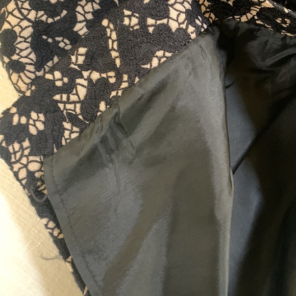 MICHAEL KORS size 4 black over beige floral design pencil skirt , excellent cond - Picture 7 of 7